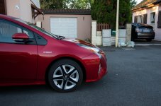 Toyota Prius 2016 red.jpg