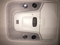 Toyota Prius 4 2016 Lounge Plafonnier éclairage.jpg