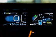 Toyota Prius 4 2016 consommation de carburant.jpg