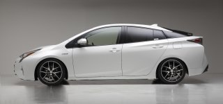 Jantes RAYS Homura A5S - Toyota Prius 4 2016.jpg