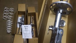 KYB_Extage_Kit_Suspension_Amortisseur.jpg