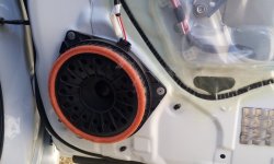 Toyota Prius 3 2012 JBL Green Edge - 2.jpg