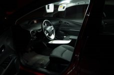 Prius 4 éclairage LED intérieur - pare soleil courtoisie.jpg