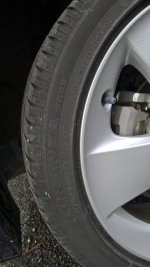 PNEU TOYOTA.jpg