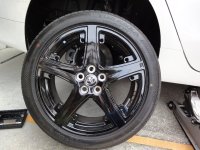 Toyota Prius 4 jante 17 pouces sans enjoliveur.jpg Toyota Prius 4 jante 17 pouces sans enjoliveur.jpg
