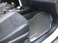 Toyota_RAV4_Tapis_Passager_Avant.jpg