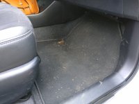 Tapis_Toyota_Prius_2012.jpg