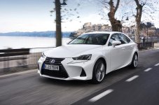 Lexus IS 300h 2017 - restylé -avis - essai.jpg