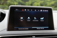 Peugeot 308 2017 intérieur.jpg