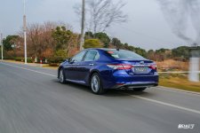 Toyota Camry hybride 2018 essai Chine moteur.jpg