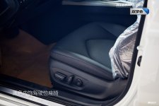 Toyota_Camry_Hybride_2018_Siège_1.jpg