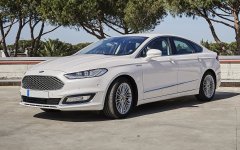 mondeo vignale.jpg