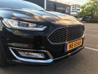 Ford Mondeo Hybride Vignale 2015 4.jpg