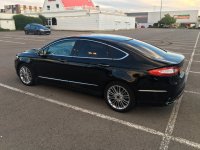 Ford Mondeo Hybride Vignale 2015 5.jpg