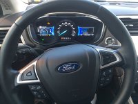 Ford Mondeo Hybride Vignale 2015 10.jpg